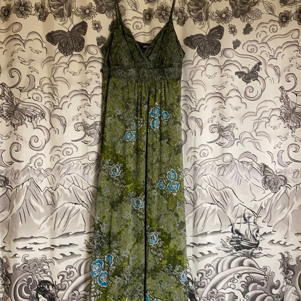 Women’s large spaghetti strap dress